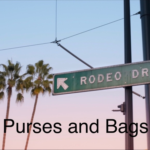 Purses and Bags 💼👜👛 - Picture 1 of 1